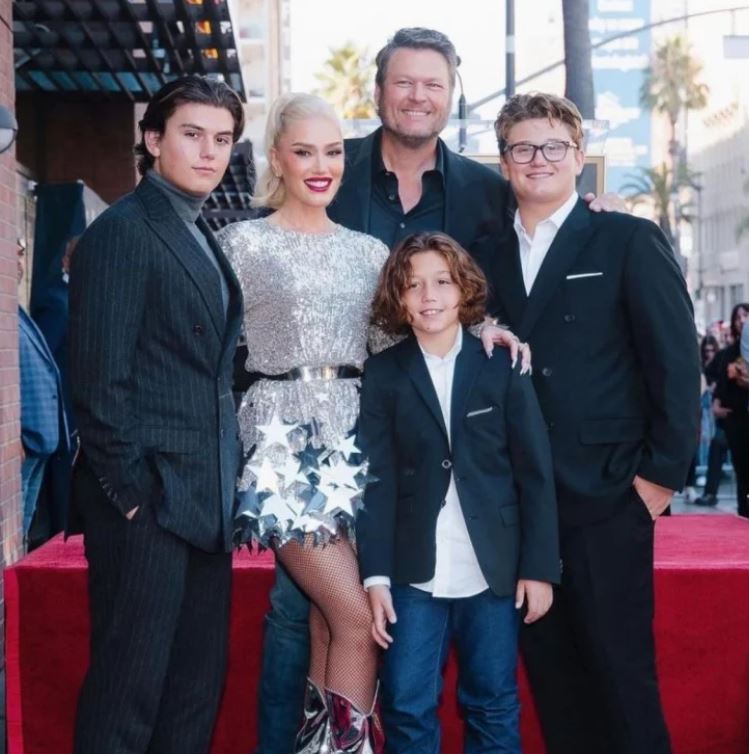 Gwen Stefani’s 15-yr-old Son Zuma’s brilliant performance at Country Music Debut, Following Stepdad Blake Shelton’s Footsteps